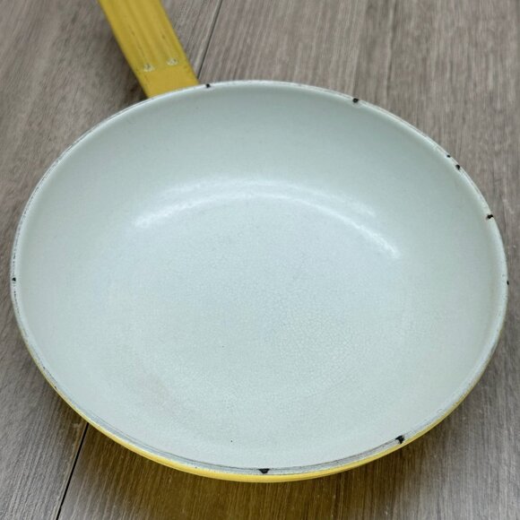 Vtg Descoware Skillet Saucepan Enameled Cast Iron Dishwasher Safe Round Yellow - Picture 7 of 10